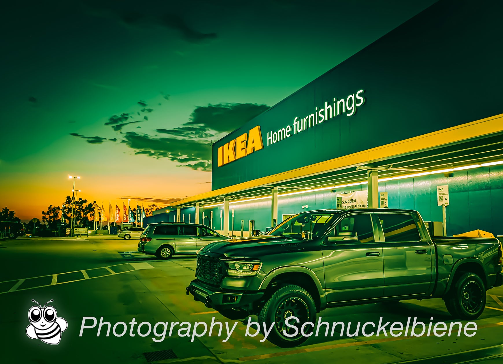Sun sets at IKEA. If you are used to shop at an IKEA in Germany you wonder about car sizes in the states and beautiful photos happen